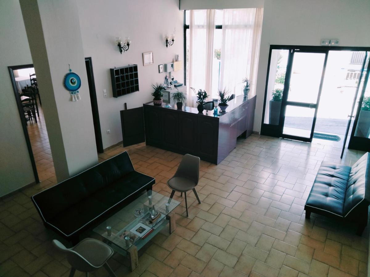 Golden Star Hotel Agia Marina  Bagian luar foto