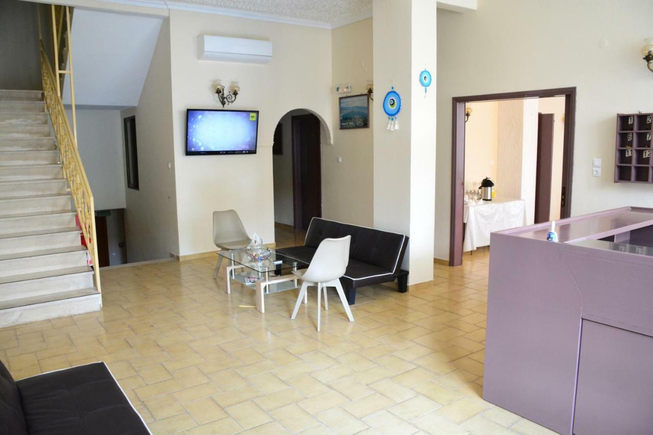 Golden Star Hotel Agia Marina  Bagian luar foto